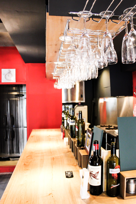 兵庫県 ダイニングバー