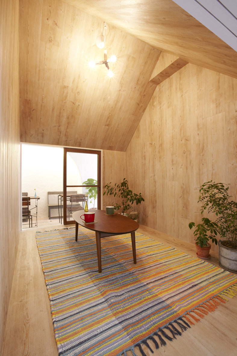 神奈川県港北ニュータウンにある美容院とカフェ