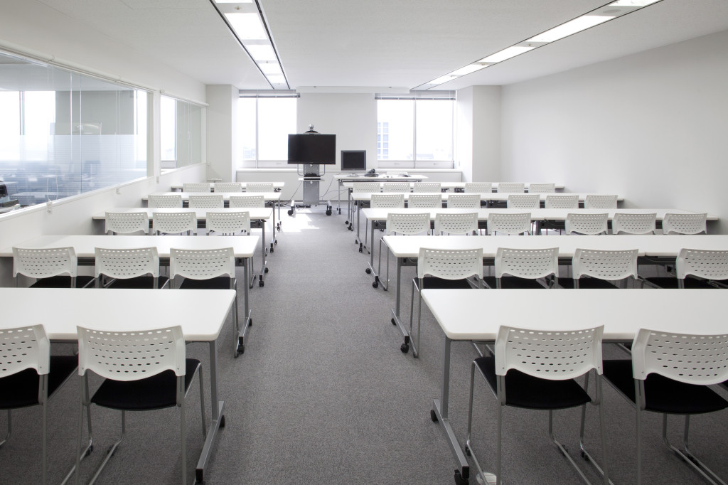 大阪市 IT企業オフィス