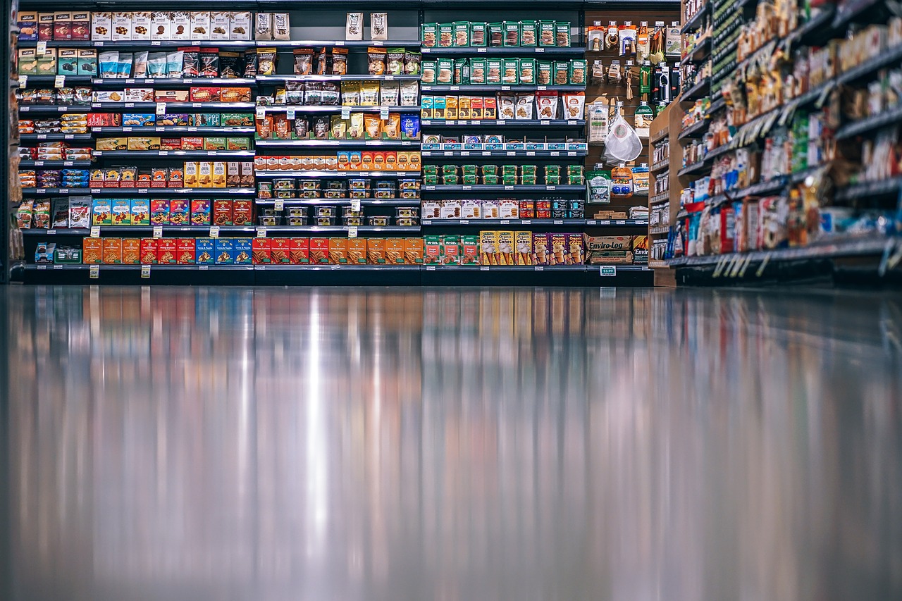 食品スーパーマーケットの内装工事価格と坪単価