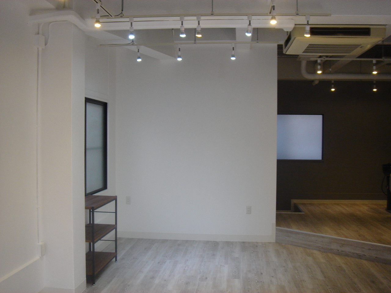 美容室内装工事事例／東京都