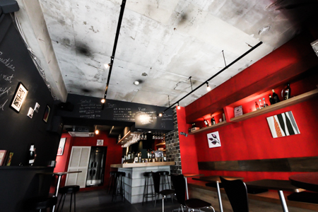 兵庫県神戸市 ダイニングバー